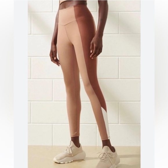 YPB Abercrombie & Fitch Sculpt Lux Curve Love 7/8 Leggings - Picture 1 of 6